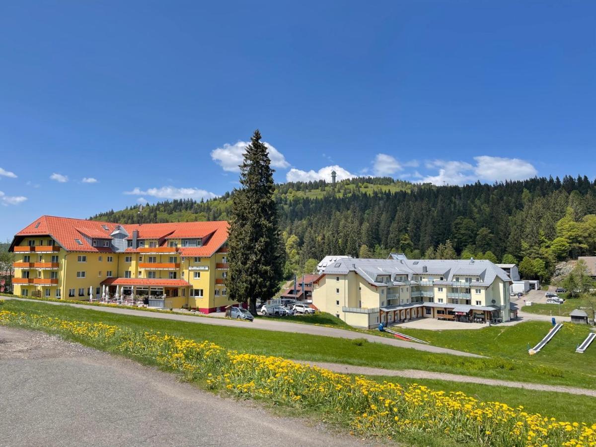 Neue Ferienwohnung Mit Whirlpool Und Sauna In Der Residenz Grafenmatt Inklusive Hochschwarzwaldcard Feldberg  Extérieur photo