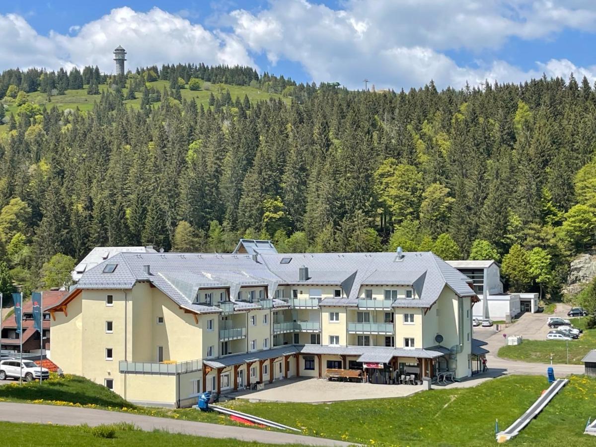 Neue Ferienwohnung Mit Whirlpool Und Sauna In Der Residenz Grafenmatt Inklusive Hochschwarzwaldcard Feldberg  Extérieur photo